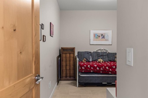 102-707 Spring Creek Drive, Canmore, AB - Indoor