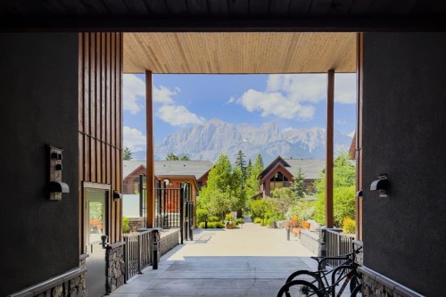 102-707 Spring Creek Drive, Canmore, AB - 