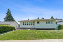 4319 19 Street NW Calgary, AB T2L 2B8