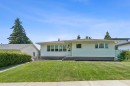 4319 19 Street Nw, Calgary, AB  - Outdoor 