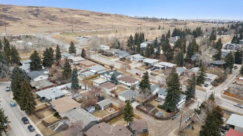 4319 19 Street Nw, Calgary, AB - Outdoor With View