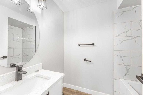 3239 Dovercliife Road Se, Calgary, AB 