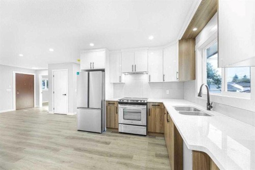 3239 Dovercliife Road Se, Calgary, AB 