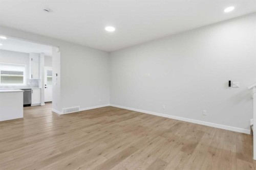 2253 Bayview Drive Sw, Airdrie, AB 