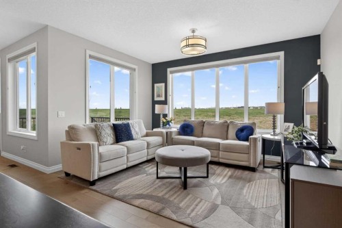 73 Rockyvale Green Nw, Calgary, AB - Indoor Photo Showing Living Room