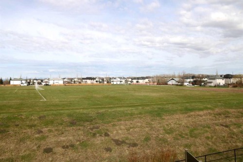 73 Rockyvale Green Nw, Calgary, AB - Outdoor With View