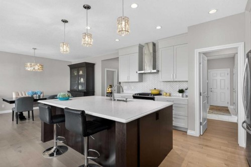 73 Rockyvale Green Nw, Calgary, AB - Indoor Photo Showing Kitchen With Upgraded Kitchen