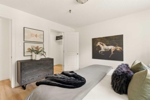 101-930 18 Avenue Sw, Calgary, AB - Indoor Photo Showing Bedroom