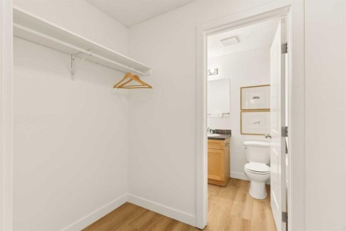101-930 18 Avenue Sw, Calgary, AB - Indoor