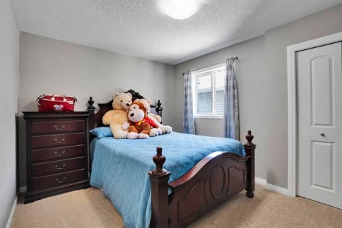 1239 Brightoncrest Green Se, Calgary, AB - Indoor Photo Showing Bedroom