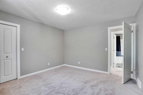 1239 Brightoncrest Green Se, Calgary, AB - Indoor Photo Showing Other Room