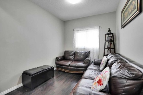1239 Brightoncrest Green Se, Calgary, AB - Indoor Photo Showing Living Room