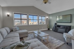 69 Morningside Circle SW Airdrie, AB T4B 0L7
