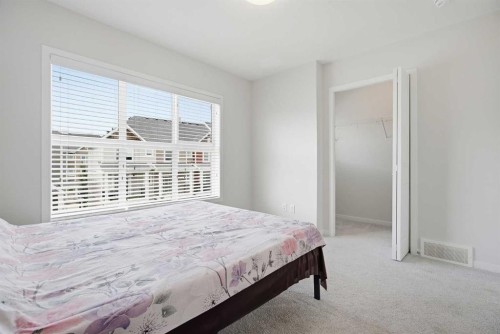 611-355 Nolancrest Heights Nw, Calgary, AB - Indoor Photo Showing Bedroom