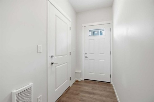 611-355 Nolancrest Heights Nw, Calgary, AB - Indoor Photo Showing Other Room