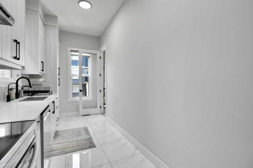 36 Waterford Terrace, Chestermere, AB - Indoor Photo Showing Kitchen