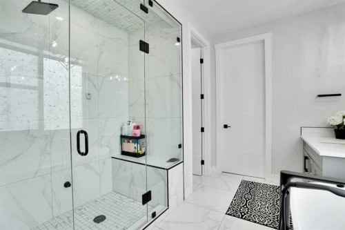 36 Waterford Terrace, Chestermere, AB - Indoor Photo Showing Bathroom