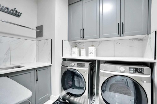 36 Waterford Terrace, Chestermere, AB - Indoor Photo Showing Laundry Room