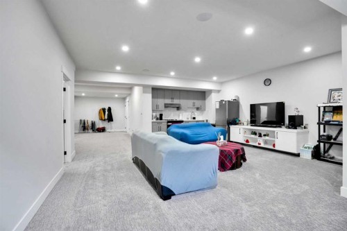 36 Waterford Terrace, Chestermere, AB - Indoor