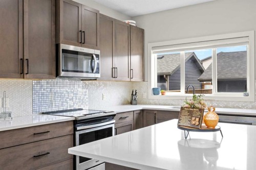 867 Walgrove Boulevard Se, Calgary, AB - Indoor Photo Showing Kitchen With Upgraded Kitchen