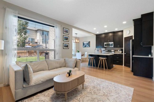 1258 New Brighton Drive Se, Calgary, AB - Indoor Photo Showing Living Room
