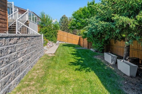 7715 67 Avenue Nw, Calgary, AB - Outdoor