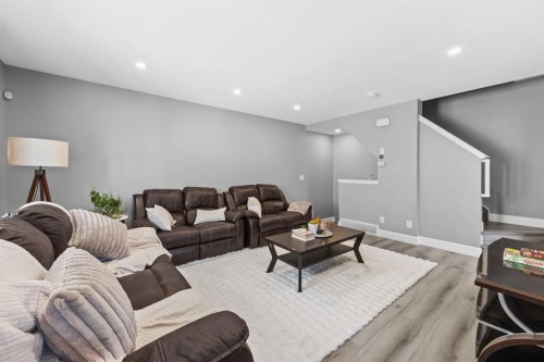 52 Windstone Green Sw, Airdrie, AB - Indoor