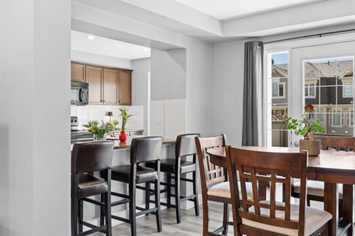 52 Windstone Green Sw, Airdrie, AB - Indoor Photo Showing Dining Room