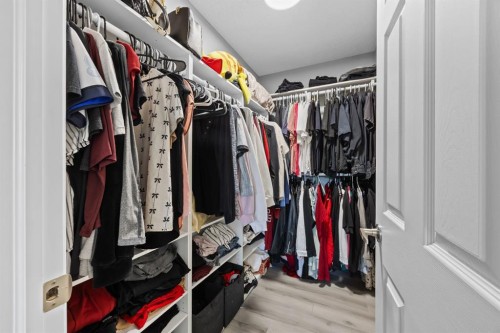 52 Windstone Green Sw, Airdrie, AB - Indoor With Storage