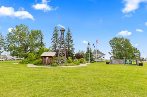317 Mcleod Crescent, Diamond Valley, AB - Outdoor
