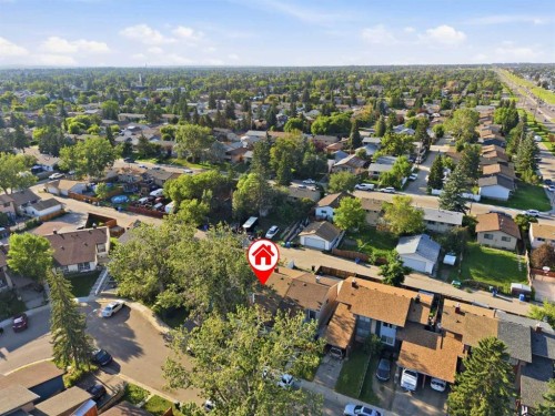 99 Pinecliff Close, Calgary, AB - Outdoor With View
