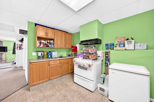 96 Covington Court Ne, Calgary, AB - Indoor