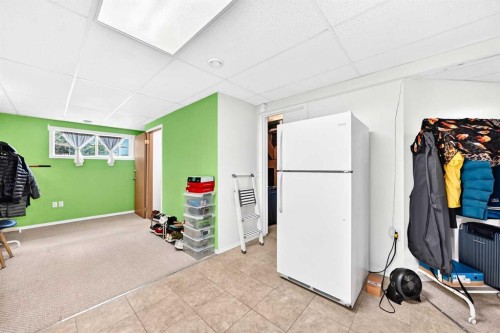96 Covington Court Ne, Calgary, AB - Indoor