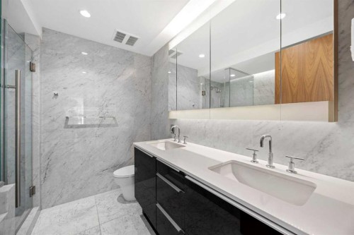 701-738 1 Avenue Sw, Calgary, AB - Indoor Photo Showing Bathroom
