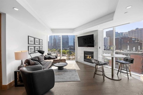 701-738 1 Avenue Sw, Calgary, AB - Indoor Photo Showing Living Room With Fireplace