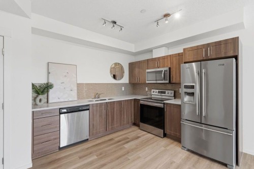 3209-99 Copperstone Park Se, Calgary, AB - Indoor Photo Showing Kitchen