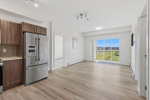 3209-99 Copperstone Park Se, Calgary, AB - Indoor Photo Showing Kitchen