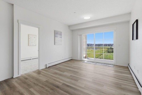 3209-99 Copperstone Park Se, Calgary, AB - Indoor