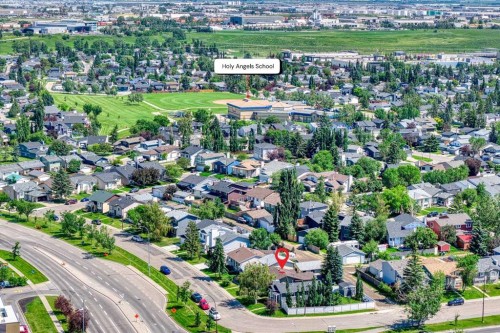 71 Riverglen Crescent Se, Calgary, AB - Outdoor With View
