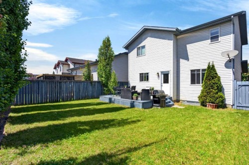66 Canoe Close Sw, Airdrie, AB - Outdoor