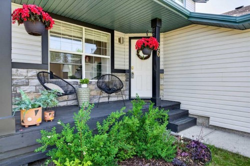 66 Canoe Close Sw, Airdrie, AB - Outdoor With Deck Patio Veranda With Exterior