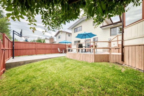 43 Brabourne Mews Sw, Calgary, AB - Outdoor With Deck Patio Veranda