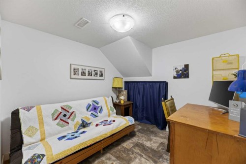 6 Valarosa Cove, Didsbury, AB - Indoor Photo Showing Other Room