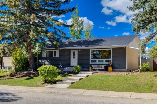 1324 Lake Sylvan Drive Se, Calgary, AB 