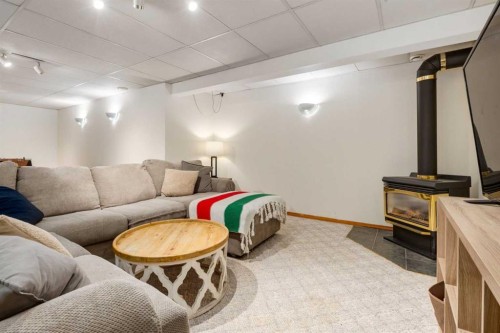 1324 Lake Sylvan Drive Se, Calgary, AB 
