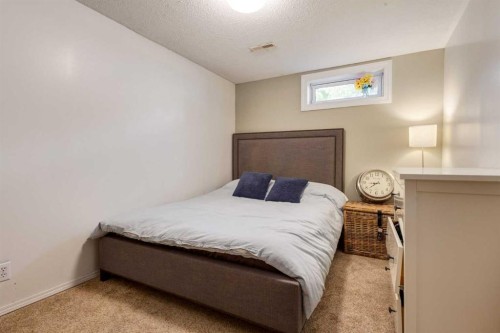 1324 Lake Sylvan Drive Se, Calgary, AB 