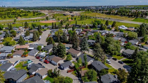 1324 Lake Sylvan Drive Se, Calgary, AB 