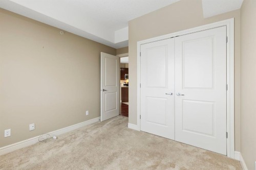 2444-2330 Fish Creek Boulevard Sw, Calgary, AB - Indoor Photo Showing Other Room