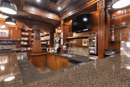 2444-2330 Fish Creek Boulevard Sw, Calgary, AB - Indoor Photo Showing Other Room