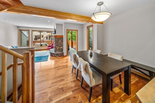 4-813 5Th Street, Canmore, AB - Indoor Photo Showing Dining Room